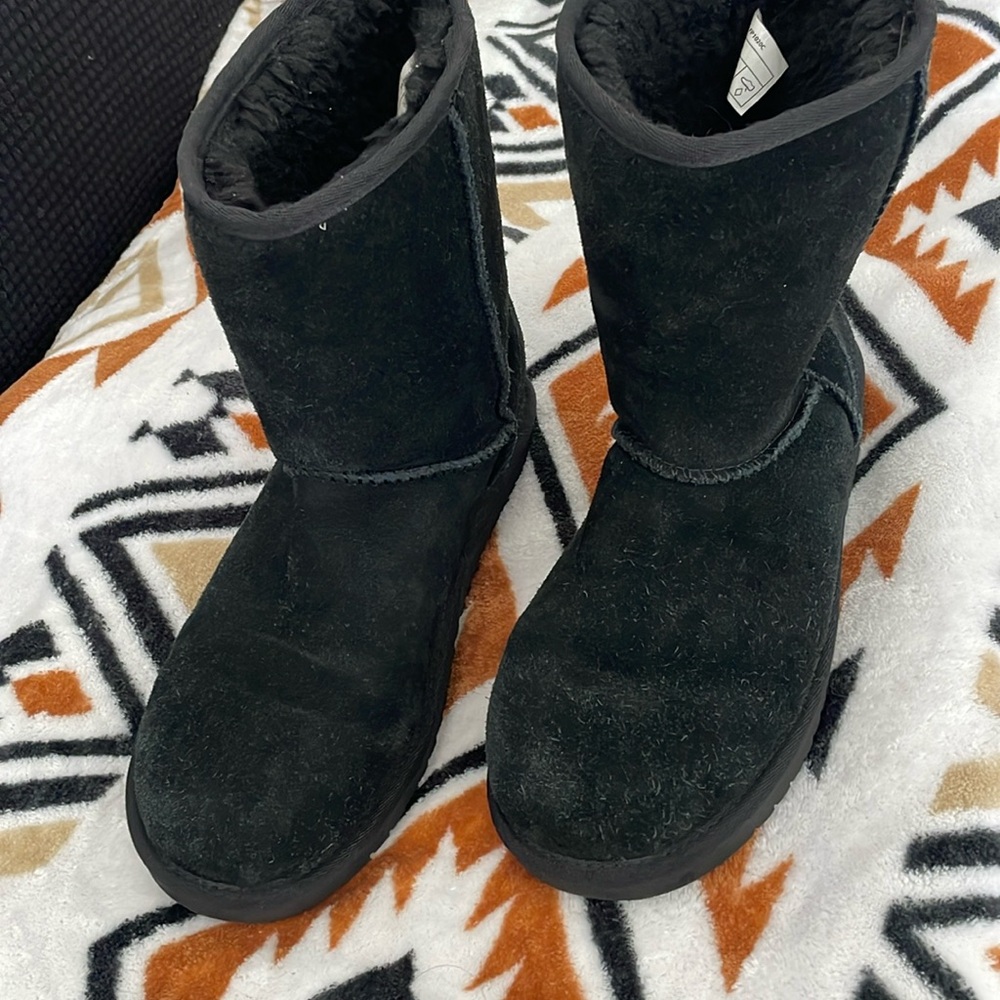 Bear paw Koolaburra Black Size 8